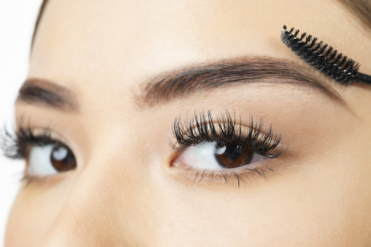 SOBRANCELHAS, OLHOS E LÁBIOS: COMO ELES INFLUENCIAM A HARMONIA DO ROSTO? Ed. 645.